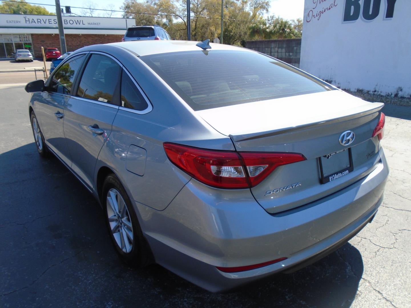 2016 Hyundai Sonata (5NPE24AF5GH) , located at 6112 N Florida Avenue, Tampa, FL, 33604, (888) 521-5131, 27.954929, -82.459534 - Photo#4